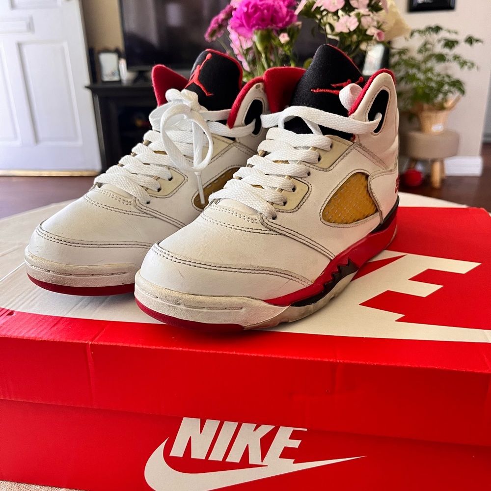 Grade school shoes